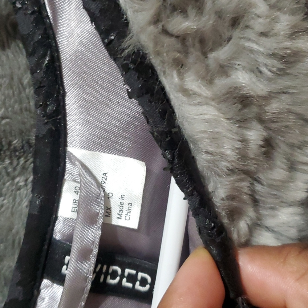 Woman jacket - Picture 2 of 10